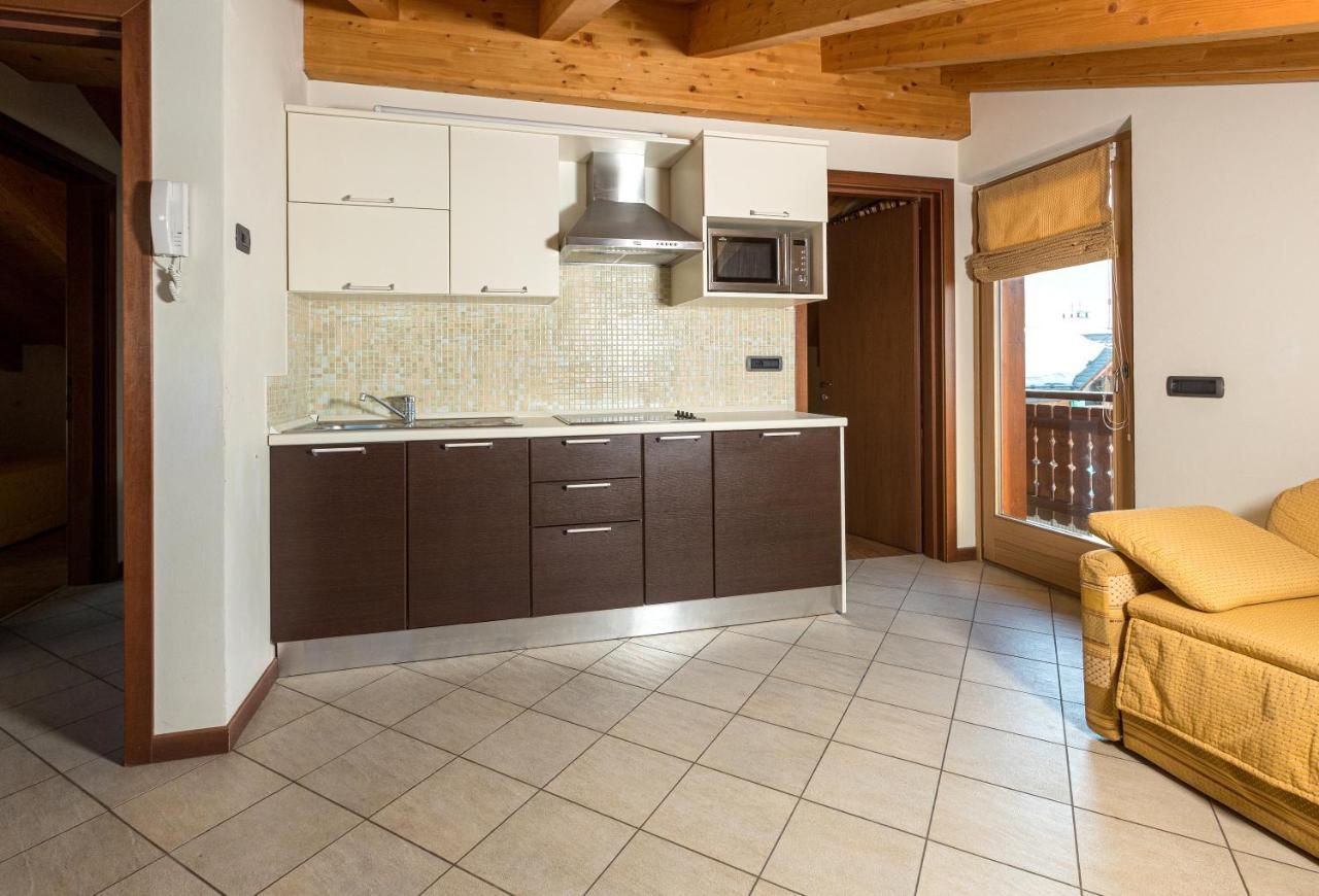 Chalet Kiara - Appartamenti Abar Livigno Exterior photo