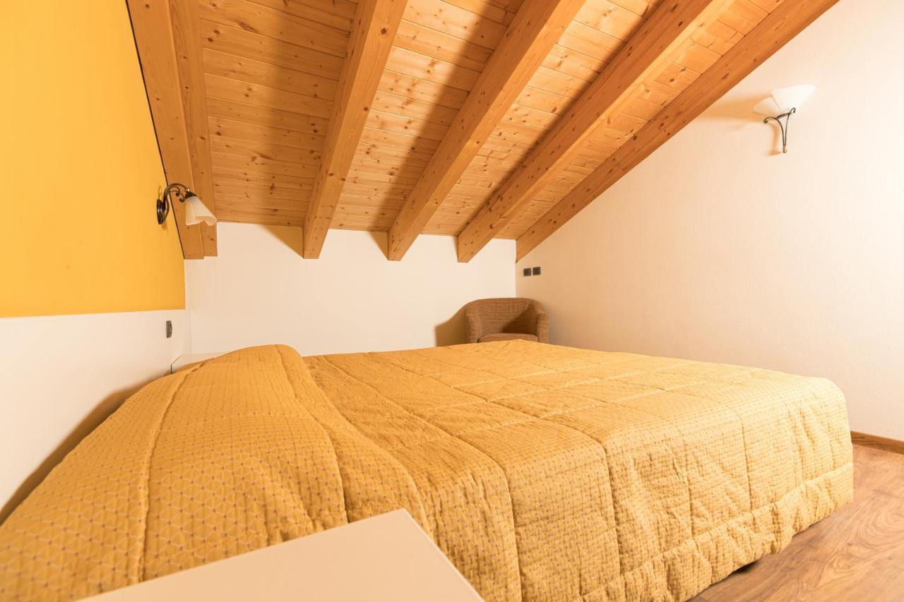 Chalet Kiara - Appartamenti Abar Livigno Exterior photo