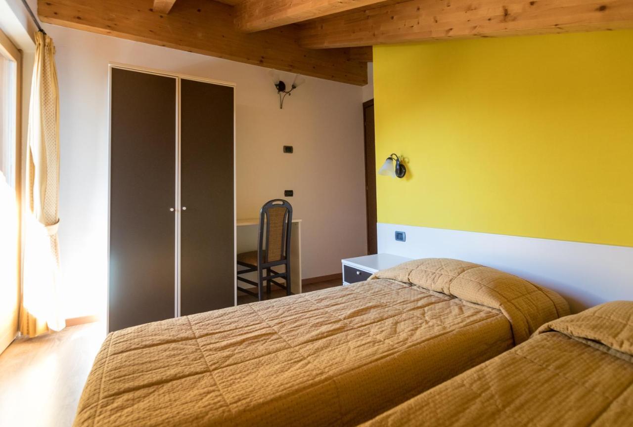 Chalet Kiara - Appartamenti Abar Livigno Exterior photo