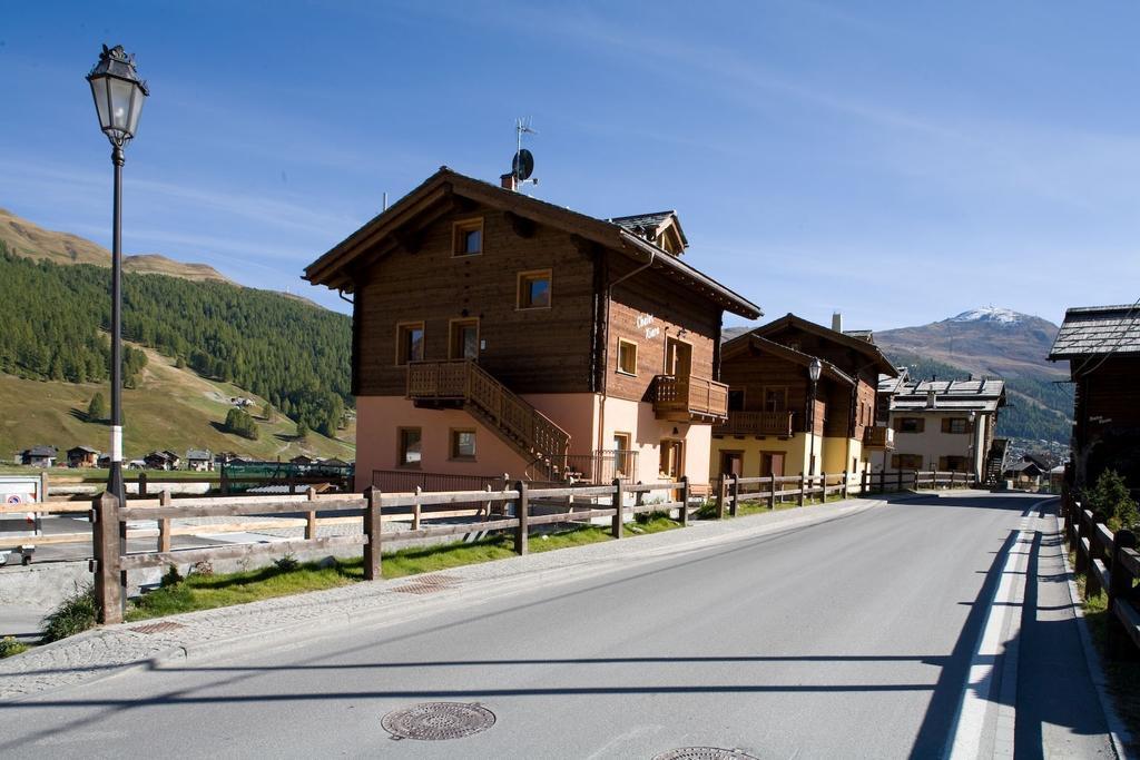 Chalet Kiara - Appartamenti Abar Livigno Exterior photo